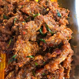 หมูผัดพริกแกง