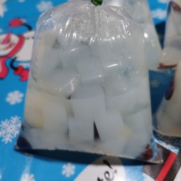 วุ้นมะพร้าวน้ำหอม