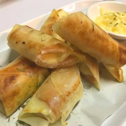 ปอเปี๊ยะแฮมชีส