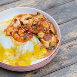 ข้าวไข่ข้นต้มยำทะเล