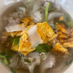 แกงจืดไข่น้ำหมูสับใสผักกาดขาว