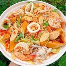 ร้านยำแซ่บ