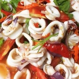 ยำแซ่บ บ้านเอื้ออาทรข้างวัดกล้า