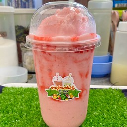 สตอเบอรี่ปั่นนมสด