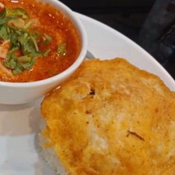 ข้าวไข่เจียว + ต้มยำกุ้ง