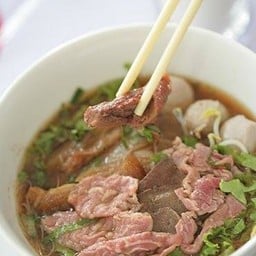 ก๋วยเตี๋ยวเน้นเนื้อ