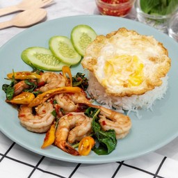 ข้าวกะเพรากุ้ง + ไข่ดาว