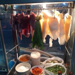 บ๊อบลาบยโสฯ(หน้าโลตัส)ตลาดทิพเกษร"อร่อยต้องลองรสเด็ด😋😋😋 บ๊อบลาบยโสฯ1