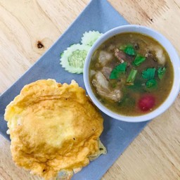 ข้าวไข่เจียว+ซุปเนื้อ