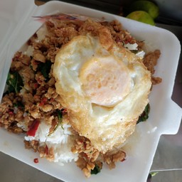 จ๋อมแจ๋ม อาหารตามสั่ง&ก๋วยเตี๋ยวเรือ รสเด็ด