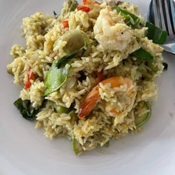 ข้าวผัดแกงเขียวหวานทะเล