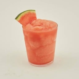 น้ำแตงโมผสมลิ้นจี่สดปั่น