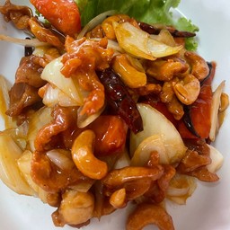 ไก่ผัดเม็ดมะม่วง