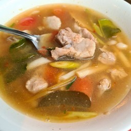 ต้มแซ่บกระดูกหมูอ่อน