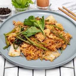 สุกี้แห้ง