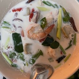 ต้มข่าทะเล