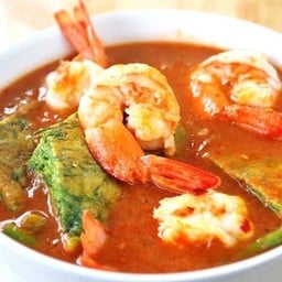 แกงส้มชะอมกุ้งสด