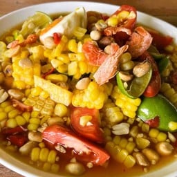ตำข้าวโพดไข่เค็ม