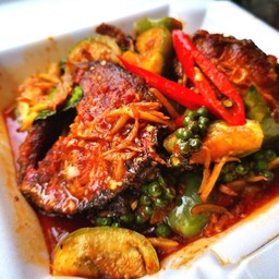 พริกแกงปลาดุก (กับข้าว)