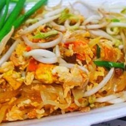 ผัดไทยชวนชิม สุกี้เด็ด ยำ ตามสั่ง งามวงค์วาน30 ซอยงามวงค์วาน30 (37)