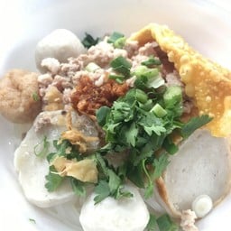 ก๋วยเตี๋ยวน้ำใส