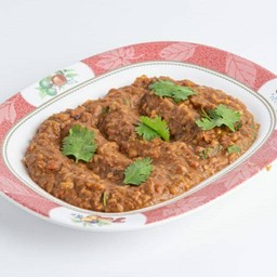 ถั่วปากอ้าบดผัดซอสมะเขือเทศ