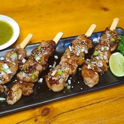 ไก่ย่างซีอิ้วญี่ปุ่นเสียบไม้