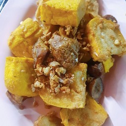 เต้าหู้เหลืองทอดกระเทียมพริกไทย+น้ำจิ้มซีฟู้ด