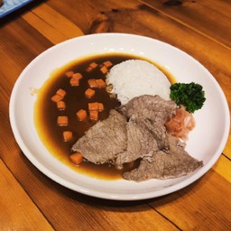 ข้าวแกงกะหรี่ญี่ปุ่น-เนื้อวากิว