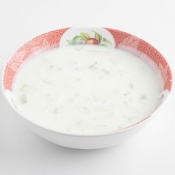 โยเกิร์ตสไตล์อาหรับกับแตงกวา