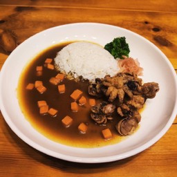 ข้าวแกงกะหรี่ญี่ปุ่น-หนวดปลาหมึกทอด