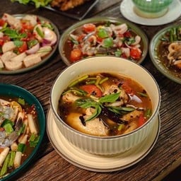 ต้มแซ่บไก่