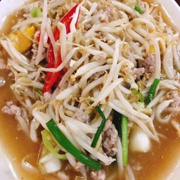 ผัดถั่วงอกเต้าหู้