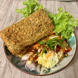 ยำปลาดุกฟู สนามกีฬา