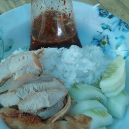 ข้าวไก่อบน้ำจิ้มแจ่ว