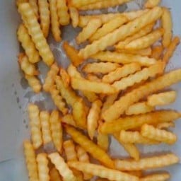 เฟรนฟรายเขย่า