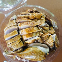 ประเสริฐเป็ดพะโล้