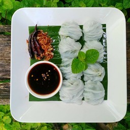 MAYA CAFE' (ข้าวเกรียบปากหม้อ&ผัดไทย)