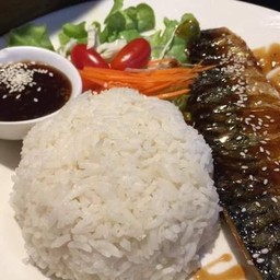 ข้าวปลาซะบะ