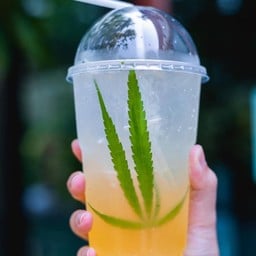 ตำ ยำ กัญ