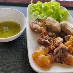 บิ๊กเบิ้ม ชาบู หมูกระทะ  ในสวน 1