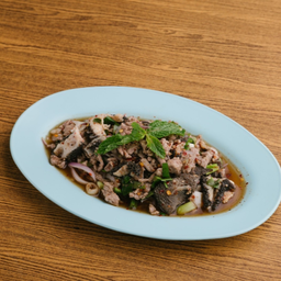 ลาบเลือดหมูคั่ว