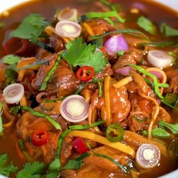 ยำหอยดองทรงเครื่อง