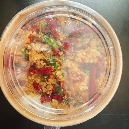 กะเพราพริกแห้ง ชมวิว อร่อยเด็ด เผ็ดถึงใจ