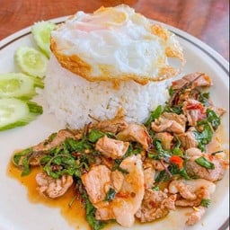 กะเพราหมู