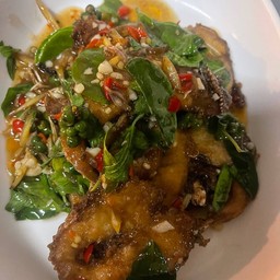 ผัดฉ่าปลาช่อนทอด