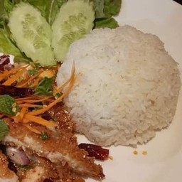 ข้าวยำไก่แซบ