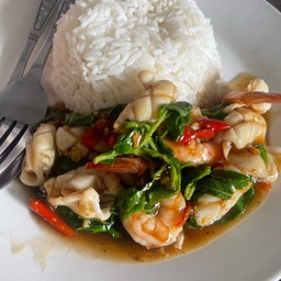 ข้าวกระเพราะทะเล