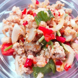 ยำไข่เยี่ยวม้า