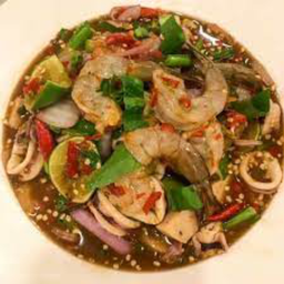 ยำนัวกุ้งสด